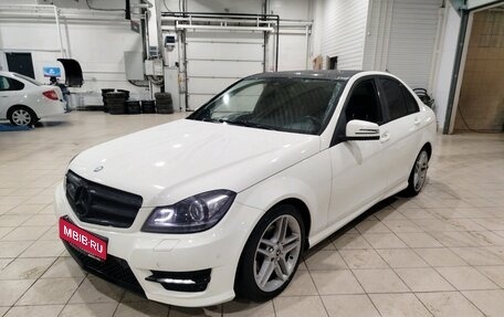 Mercedes-Benz C-Класс, 2012 год, 1 600 000 рублей, 1 фотография