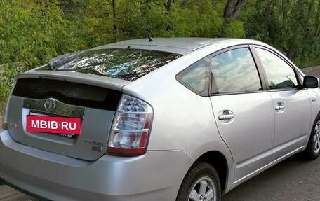 Toyota Prius, 2007 год, 650 000 рублей, 3 фотография