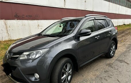 Toyota RAV4, 2013 год, 1 810 000 рублей, 5 фотография