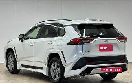 Toyota RAV4, 2021 год, 2 270 030 рублей, 4 фотография