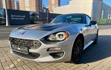 Fiat 124 Spider I, 2017 год, 2 290 000 рублей, 2 фотография