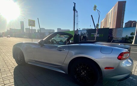 Fiat 124 Spider I, 2017 год, 2 290 000 рублей, 9 фотография