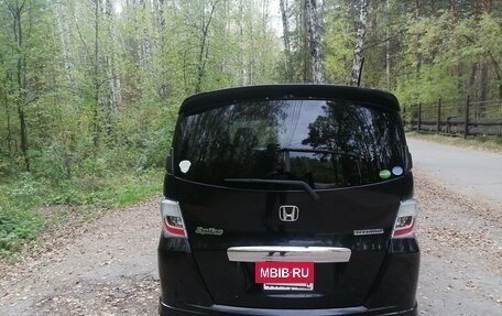 Honda Freed I, 2012 год, 1 360 000 рублей, 10 фотография