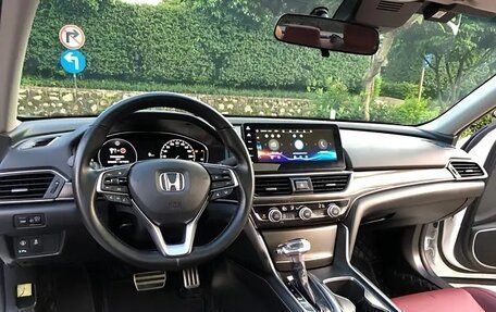 Honda Accord IX рестайлинг, 2022 год, 2 805 000 рублей, 17 фотография