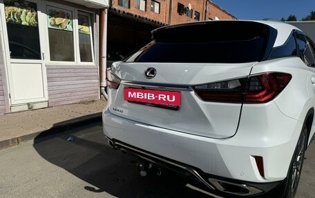 Lexus RX IV рестайлинг, 2017 год, 3 990 000 рублей, 4 фотография