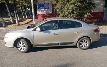 Renault Fluence I, 2012 год, 900 000 рублей, 2 фотография