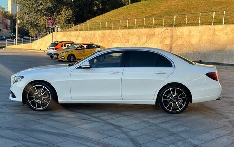 Mercedes-Benz E-Класс, 2017 год, 3 890 000 рублей, 8 фотография