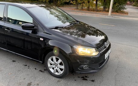 Volkswagen Polo VI (EU Market), 2012 год, 760 000 рублей, 2 фотография