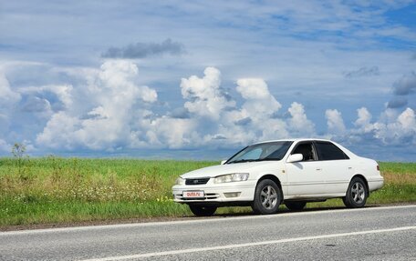 Toyota Camry, 1999 год, 450 000 рублей, 2 фотография