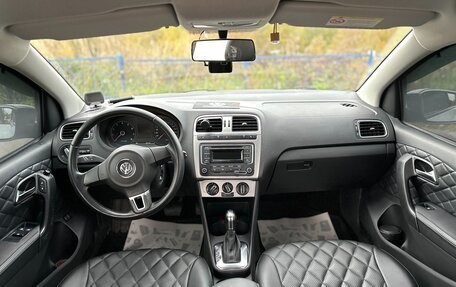 Volkswagen Polo VI (EU Market), 2013 год, 990 000 рублей, 25 фотография