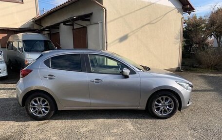 Mazda Demio IV, 2014 год, 840 037 рублей, 4 фотография