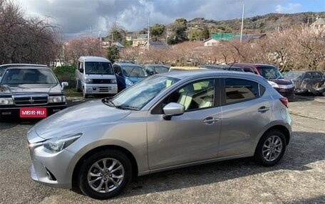 Mazda Demio IV, 2014 год, 840 037 рублей, 8 фотография