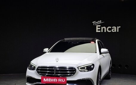 Mercedes-Benz E-Класс, 2021 год, 4 670 400 рублей, 2 фотография