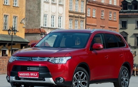 Mitsubishi Outlander III рестайлинг 3, 2014 год, 1 450 000 рублей, 1 фотография