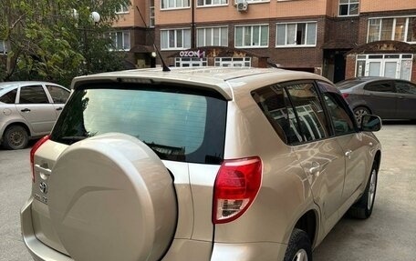 Toyota RAV4, 2006 год, 900 000 рублей, 1 фотография