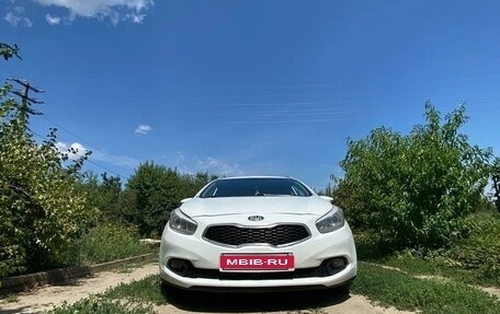 KIA cee'd III, 2015 год, 950 000 рублей, 1 фотография