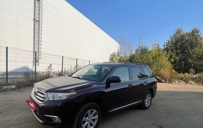 Toyota Highlander III, 2011 год, 1 980 000 рублей, 1 фотография