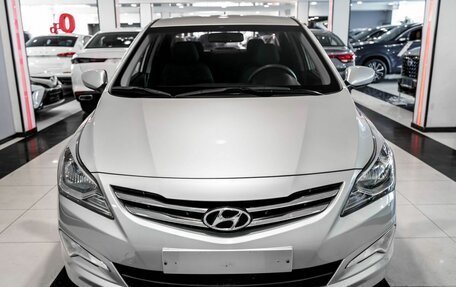 Hyundai Solaris II рестайлинг, 2015 год, 1 250 000 рублей, 3 фотография