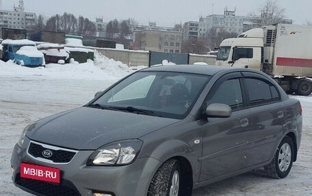 KIA Rio II, 2011 год, 830 000 рублей, 1 фотография