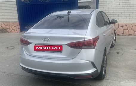 Hyundai Solaris II рестайлинг, 2020 год, 1 850 000 рублей, 4 фотография