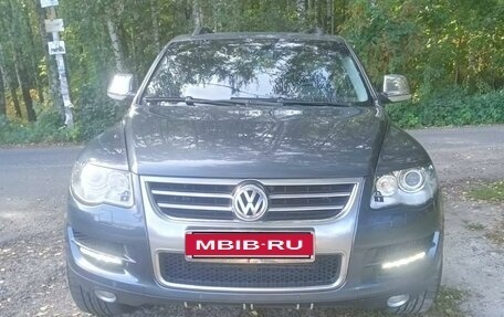 Volkswagen Touareg III, 2008 год, 1 700 000 рублей, 2 фотография