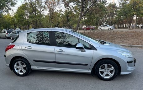 Peugeot 308 II, 2010 год, 599 000 рублей, 2 фотография