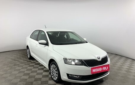 Skoda Rapid I, 2018 год, 1 325 000 рублей, 3 фотография