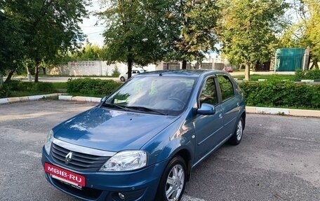 Renault Logan I, 2012 год, 680 000 рублей, 2 фотография