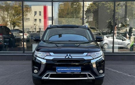 Mitsubishi Outlander III рестайлинг 3, 2018 год, 2 345 000 рублей, 2 фотография