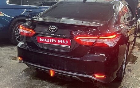 Toyota Camry, 2019 год, 3 700 000 рублей, 2 фотография