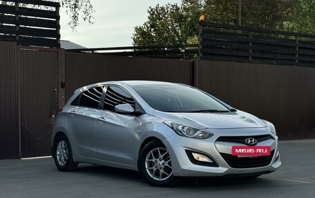 Hyundai i30 II рестайлинг, 2013 год, 1 240 000 рублей, 2 фотография