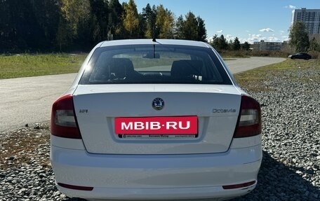 Skoda Octavia, 2011 год, 900 000 рублей, 16 фотография