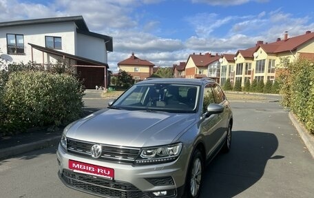 Volkswagen Tiguan II, 2019 год, 2 599 000 рублей, 8 фотография