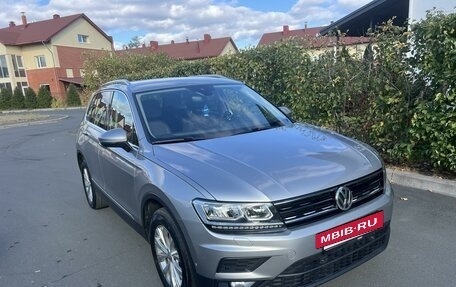 Volkswagen Tiguan II, 2019 год, 2 599 000 рублей, 7 фотография