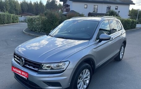 Volkswagen Tiguan II, 2019 год, 2 599 000 рублей, 15 фотография