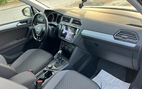 Volkswagen Tiguan II, 2019 год, 2 599 000 рублей, 33 фотография