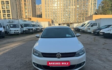 Volkswagen Jetta VI, 2014 год, 1 139 000 рублей, 2 фотография