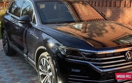 Volkswagen Touareg III, 2021 год, 8 499 999 рублей, 2 фотография