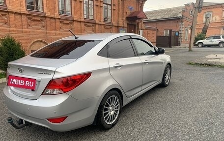 Hyundai Solaris II рестайлинг, 2013 год, 760 000 рублей, 3 фотография