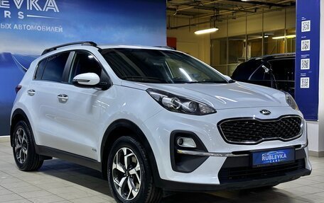 KIA Sportage IV рестайлинг, 2021 год, 2 499 000 рублей, 4 фотография