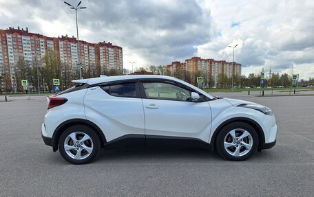 Toyota C-HR I рестайлинг, 2018 год, 1 850 000 рублей, 3 фотография