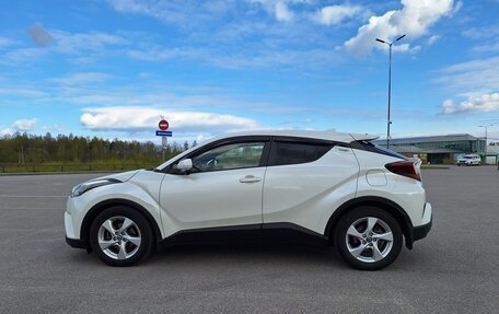 Toyota C-HR I рестайлинг, 2018 год, 1 850 000 рублей, 7 фотография