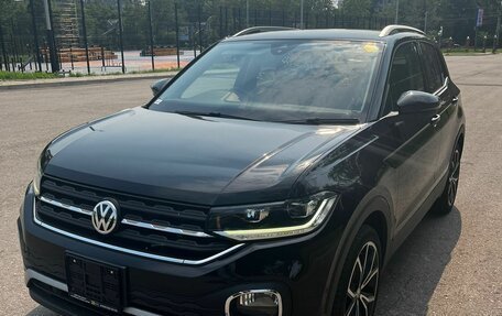 Volkswagen T-Cross I, 2019 год, 2 090 000 рублей, 2 фотография