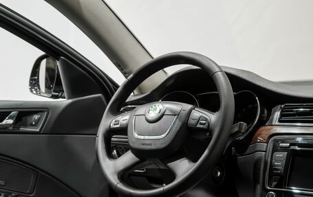 Skoda Superb III рестайлинг, 2011 год, 999 000 рублей, 7 фотография