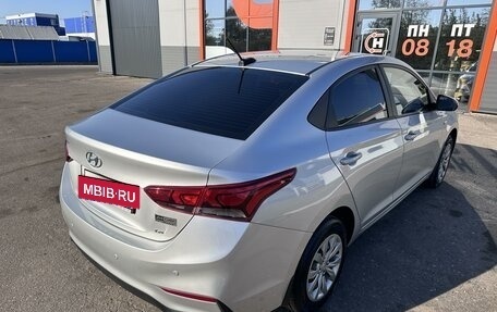 Hyundai Solaris II рестайлинг, 2018 год, 1 550 000 рублей, 5 фотография