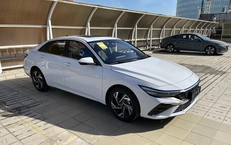 Hyundai Elantra, 2024 год, 2 700 000 рублей, 8 фотография