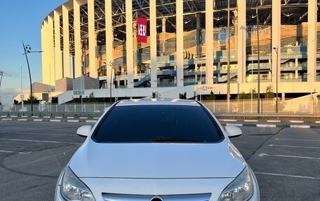 Opel Astra J, 2012 год, 820 000 рублей, 2 фотография