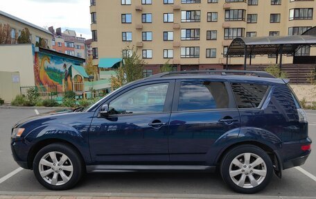 Mitsubishi Outlander III рестайлинг 3, 2012 год, 1 390 000 рублей, 2 фотография