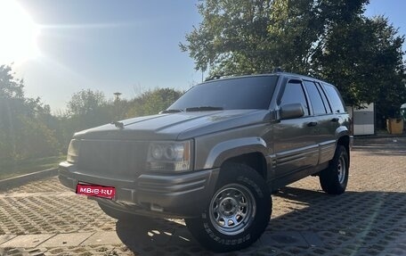 Jeep Grand Cherokee, 1995 год, 600 000 рублей, 1 фотография