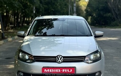 Volkswagen Polo VI (EU Market), 2013 год, 915 000 рублей, 1 фотография